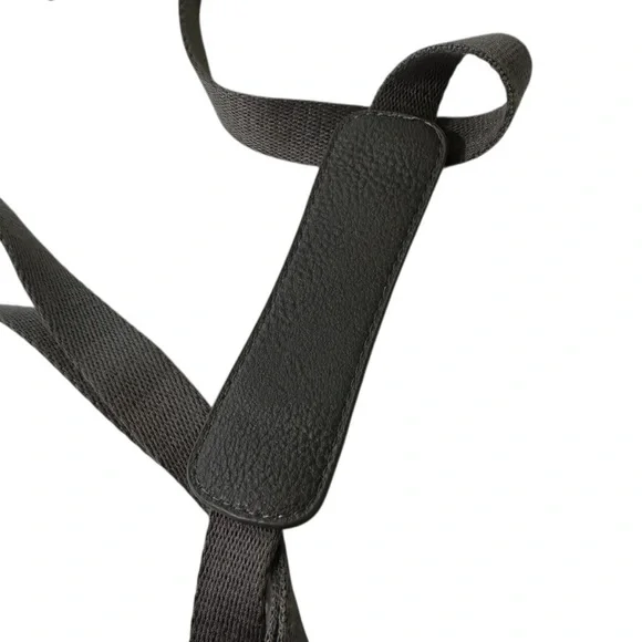 The Sak Gray Crossbody Leather Bag - Picture 10 of 14